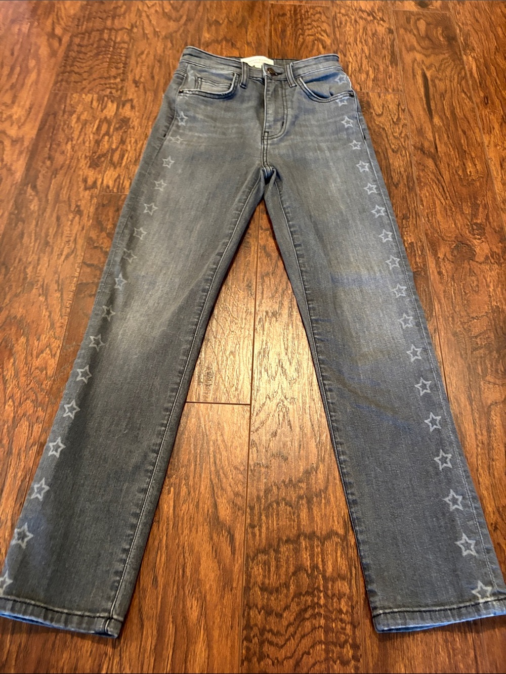 Current Elliott gray denim jeans with star print